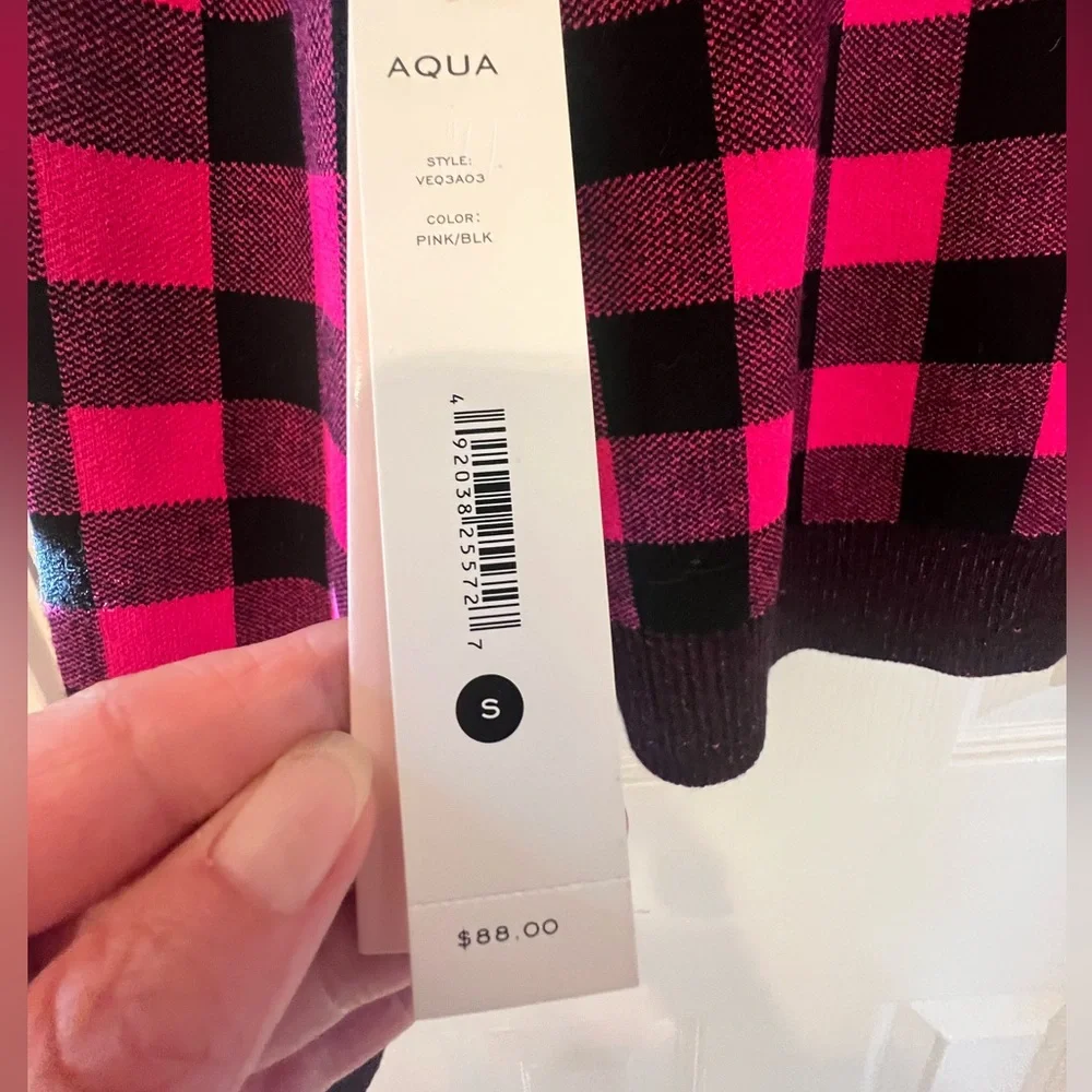 Aqua make bold